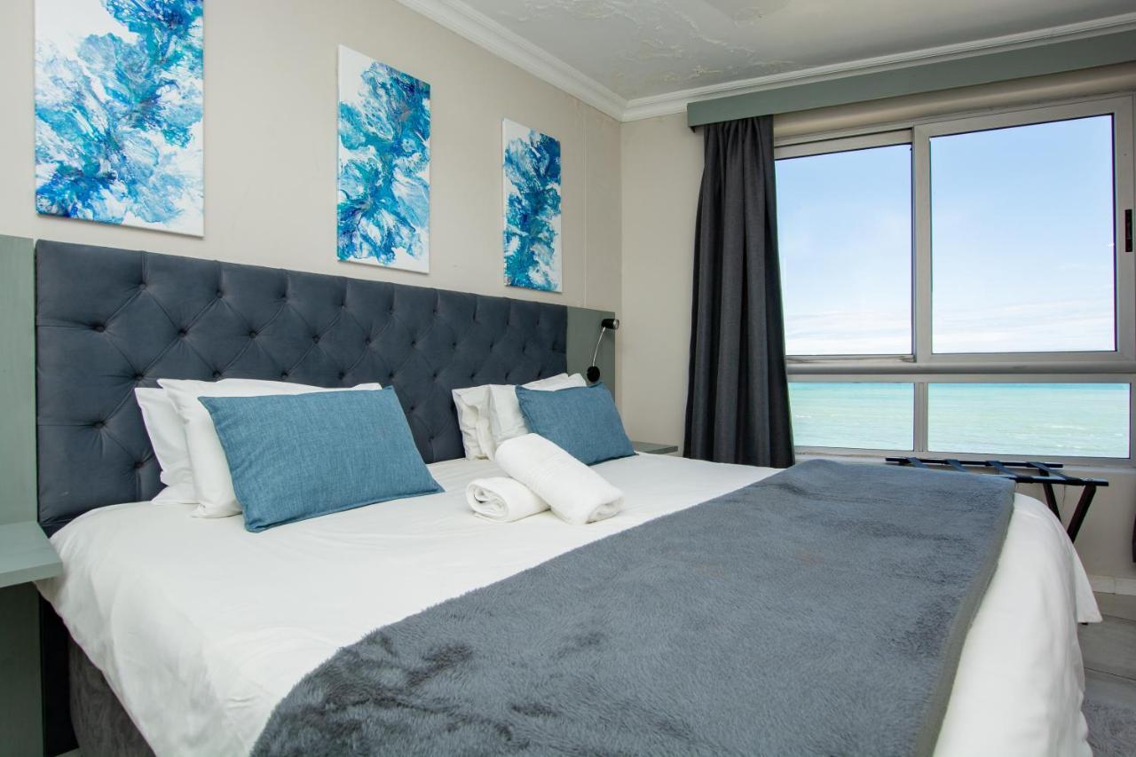 Ocean Breeze Hotel Strand Esterno foto