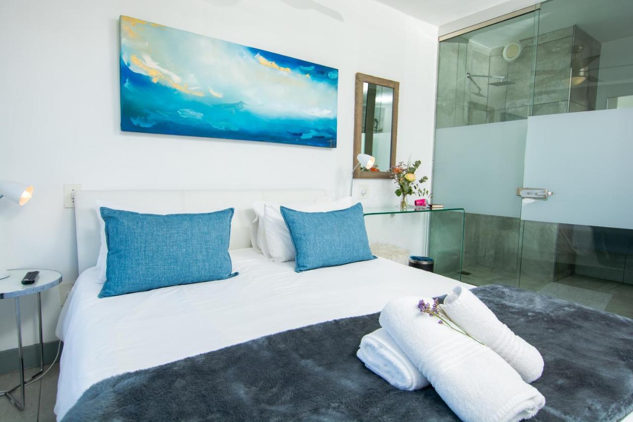 Ocean Breeze Hotel Strand Esterno foto