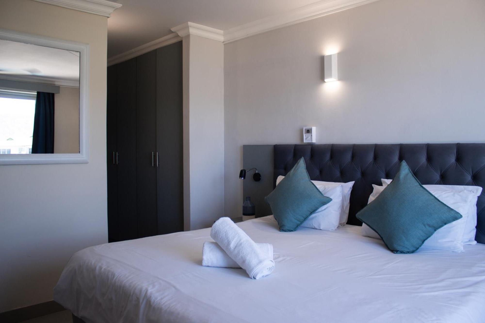 Ocean Breeze Hotel Strand Esterno foto